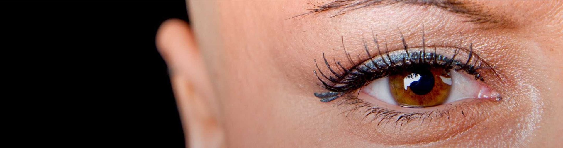 lrp-oncology-2021-sitecore-makeup_eyes-header_banner