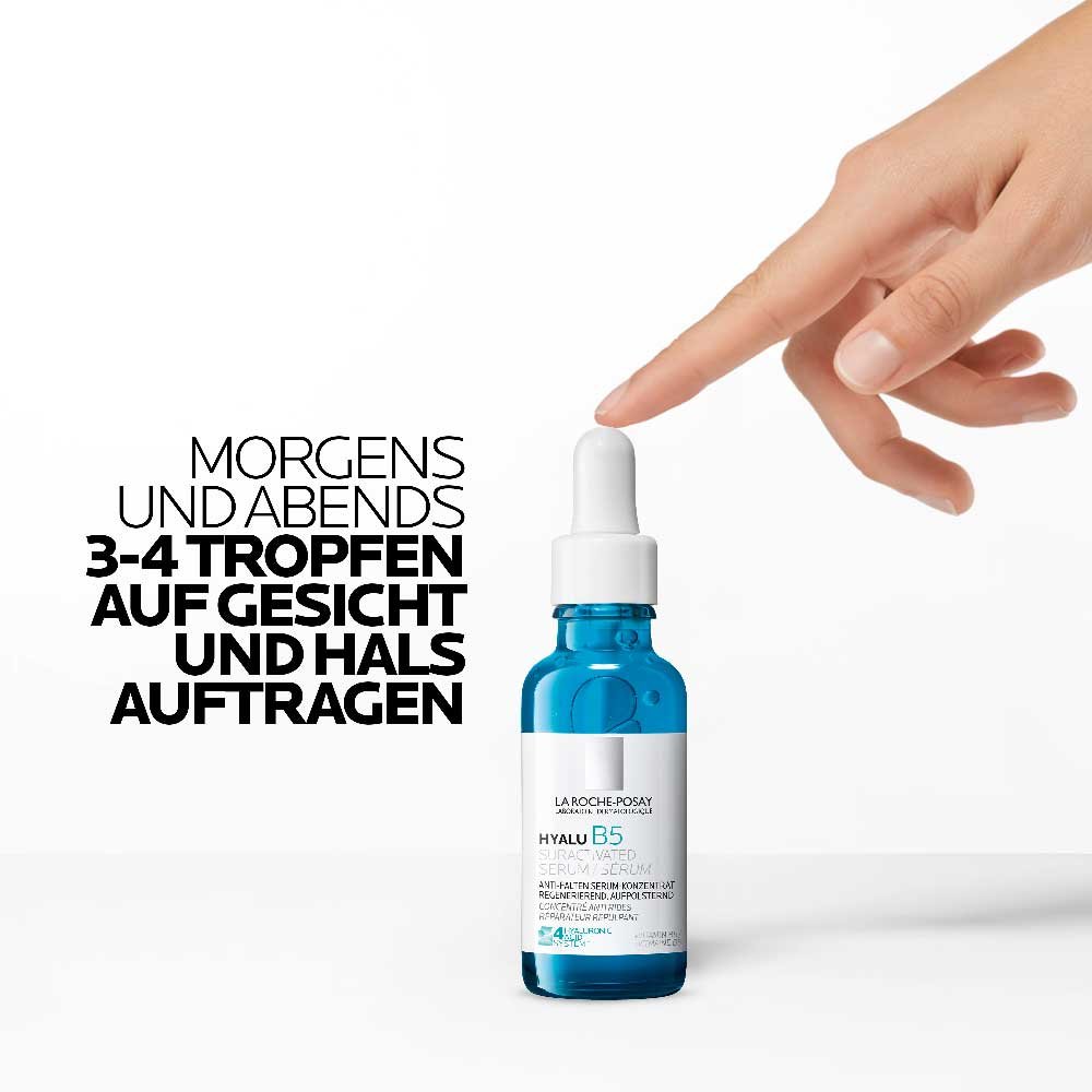 Zeigefinger, der auf eine Blaue Flasche mit Pipette tippt mit Hinweis 3 bis 4 Tropfen des Produkts morgens und abends aufzutragen.
