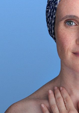 https://www.larocheposay.de/-/media/project/loreal/brand-sites/lrp/emea/de/cicaplast-baume-b5/lrp-landing-lipikar-cicaplastbaumeb5-2022-sitecore-website-flipcard-recto_3.jpg